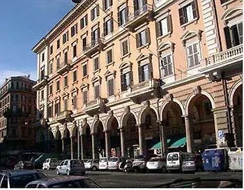 多莫斯维多利亚宾馆 4* 罗马