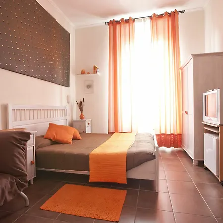 多莫斯维多利亚宾馆